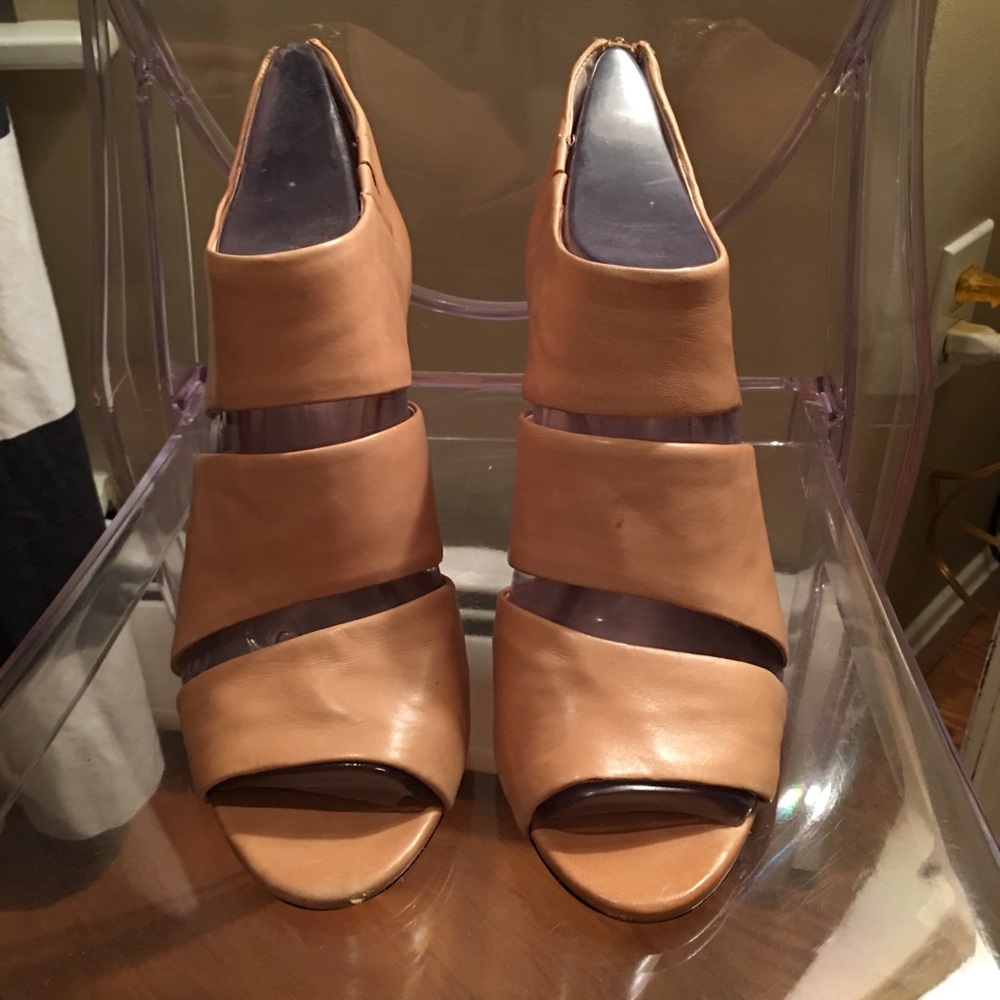 Vince Camuto Heels